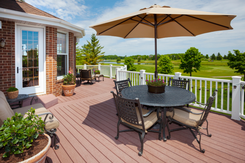 deck contractors in Valparaiso, deck contractor to build deck, deck with outdoor furniture